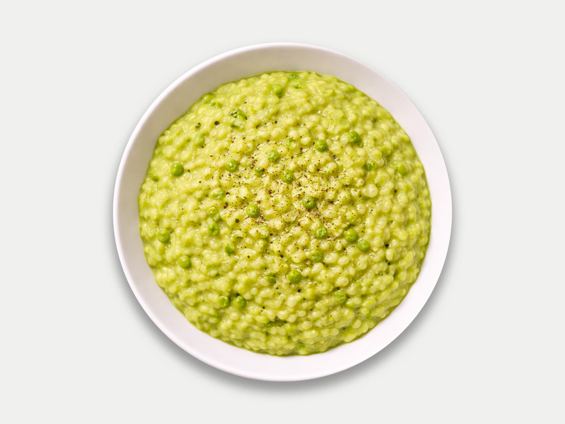 Riso con crema di piselli e scalogno